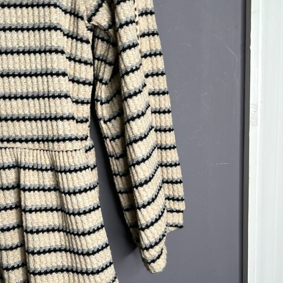 Ro & De Waffle Knit Peplum Top Crochet Sleeves Size Small - Picture 5 of 10